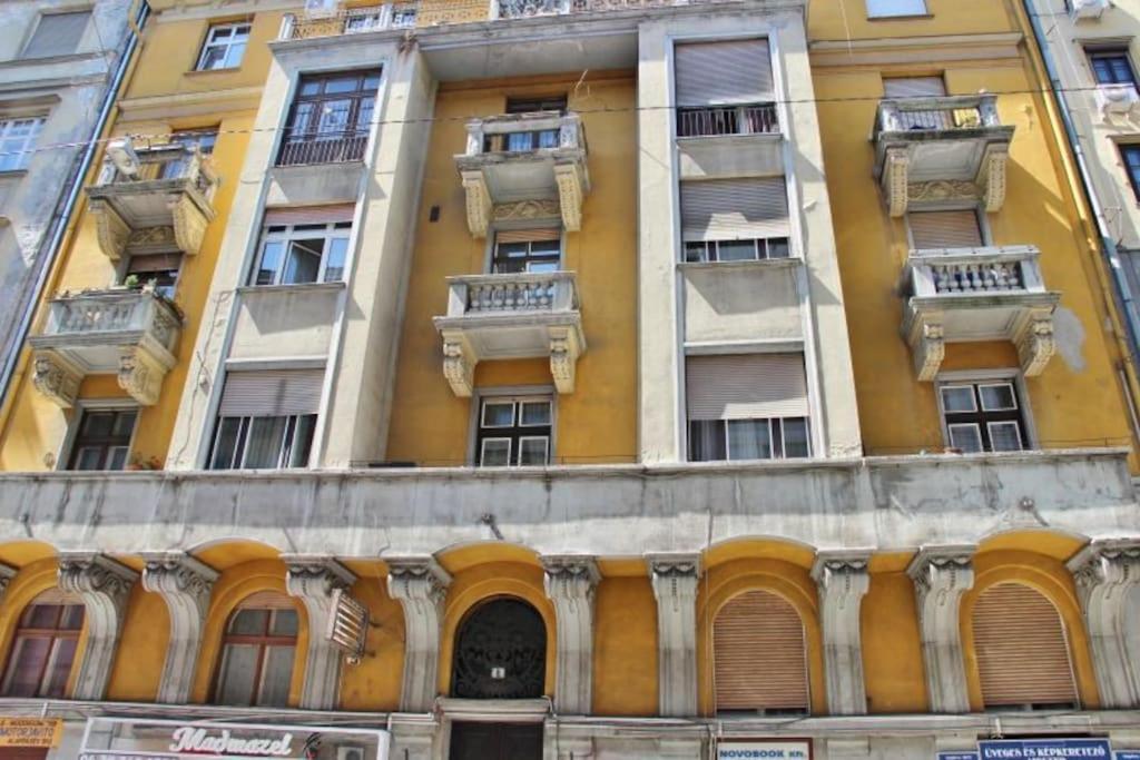 City And Calmness Βουδαπέστη Εξωτερικό φωτογραφία